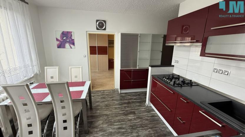 Pronájem bytu 3+1, Třebíč, Dr. Holubce, 74 m2