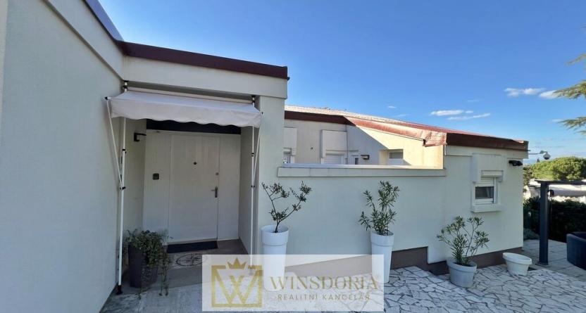 Prodej rodinného domu, Njivice,Chorvatsko, 275 m2