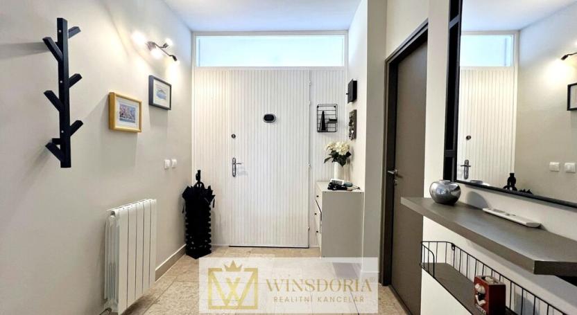 Prodej rodinného domu, Njivice,Chorvatsko, 275 m2