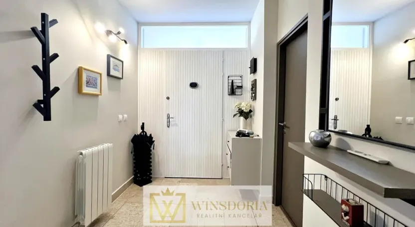 Prodej rodinného domu, Njivice,Chorvatsko, 275 m2