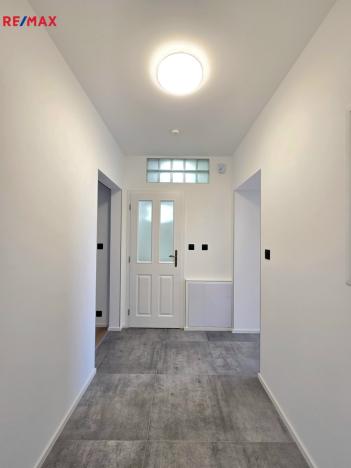 Pronájem bytu 2+kk, Všenory, Ke Hřbitovu, 78 m2