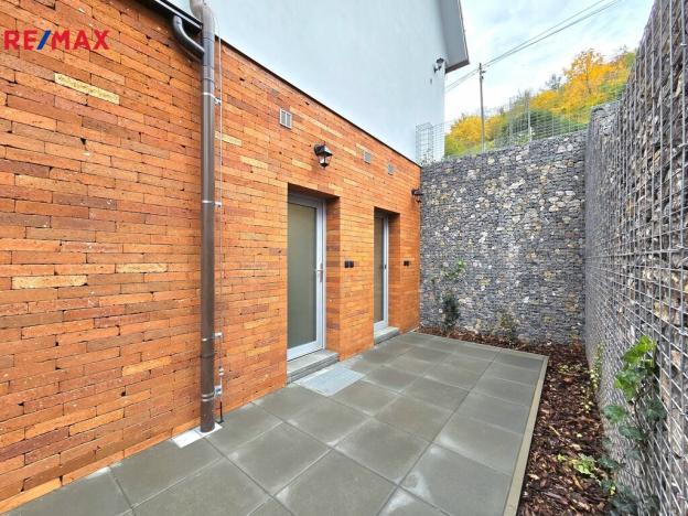 Pronájem bytu 2+kk, Všenory, Ke Hřbitovu, 51 m2