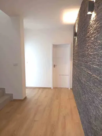 Prodej bytu 4+kk, Přísnotice, Výhon, 151 m2