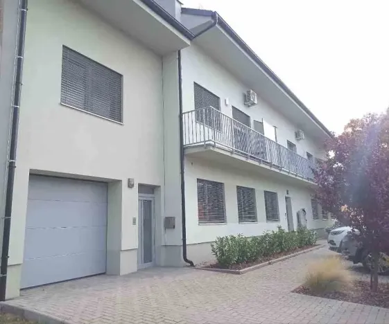 Prodej bytu 4+kk, Přísnotice, Výhon, 151 m2