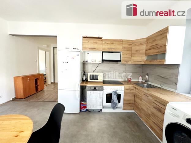 Pronájem bytu 2+1, Děčín - Děčín III-Staré Město, Zelená, 68 m2