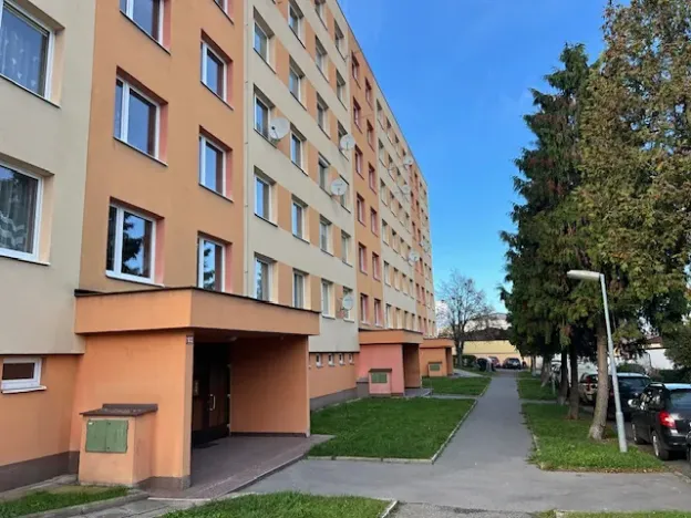 Pronájem bytu 2+kk, Nové Strašecí, Zahradní, 43 m2