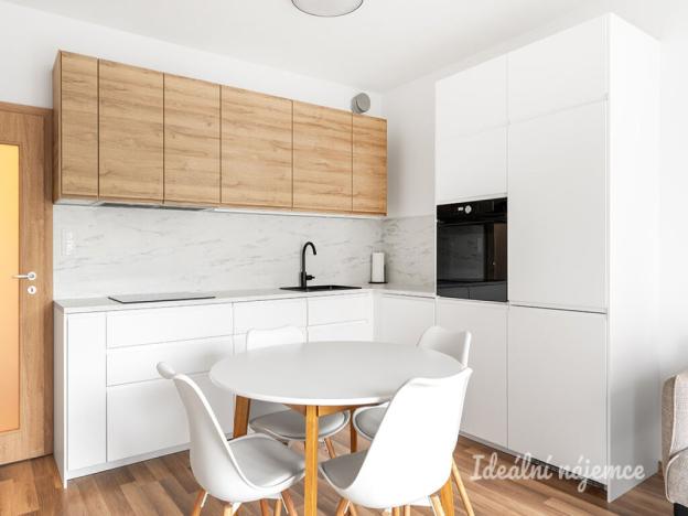 Pronájem bytu 2+kk, Praha - Uhříněves, Karla Guta, 49 m2