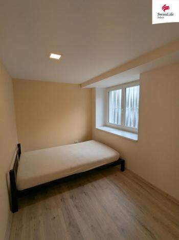 Pronájem bytu 2+kk, Praha - Malešice, Černokostelecká, 35 m2