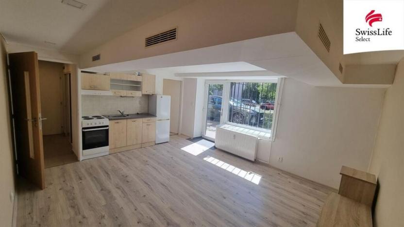 Pronájem bytu 2+kk, Praha - Malešice, Černokostelecká, 35 m2