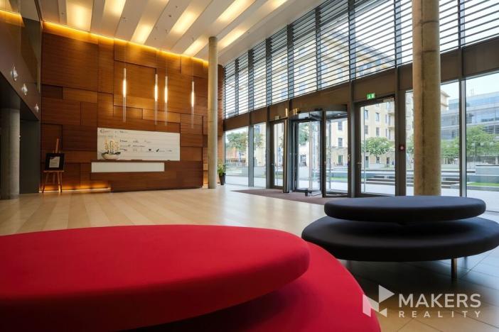 Pronájem kanceláře, Praha - Holešovice, Jankovcova, 237 m2