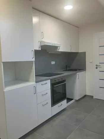 Pronájem bytu 2+kk, Kostelec nad Labem, Neratovická, 53 m2