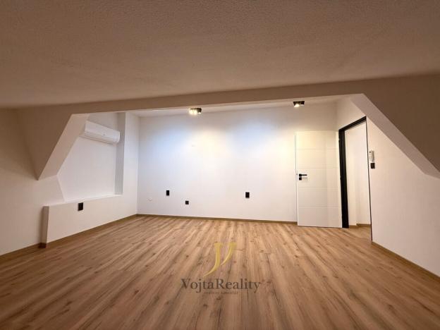 Pronájem bytu 2+1, Olomouc, Riegrova, 60 m2