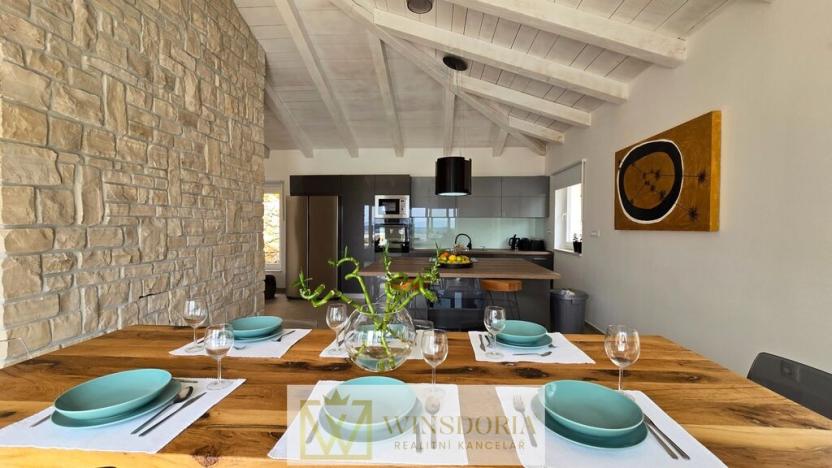 Prodej rodinného domu, Jadranovo,Chorvatsko, 200 m2