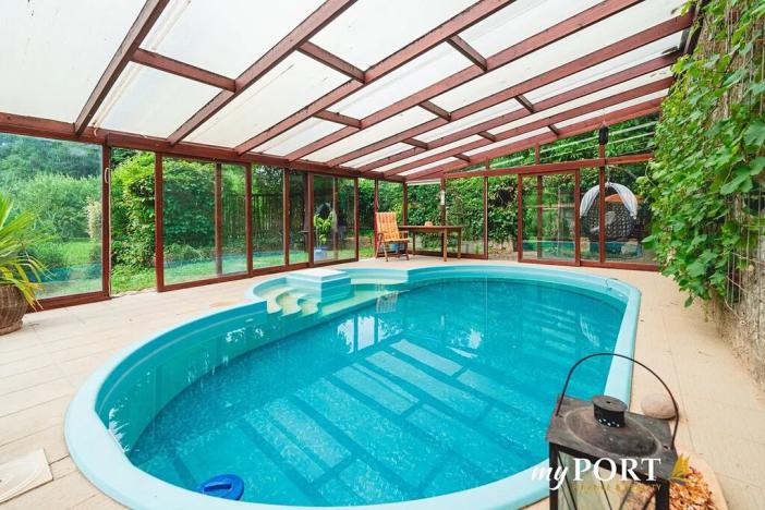 Prodej rodinného domu, Kostelec, 200 m2