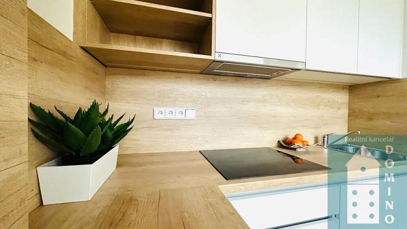 Pronájem bytu 1+1, Kroměříž, Denkova, 36 m2