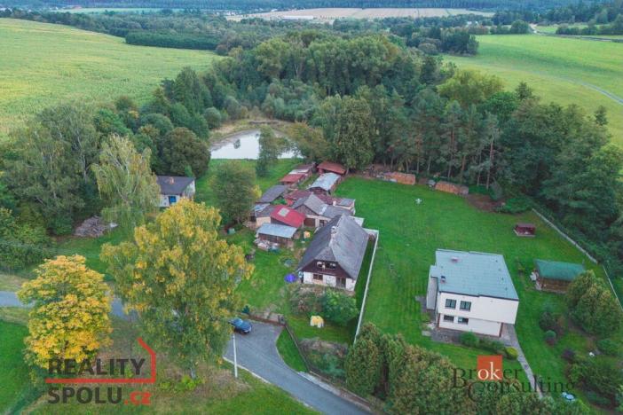 Prodej chalupy, Hrádek, U koupaliště, 235 m2