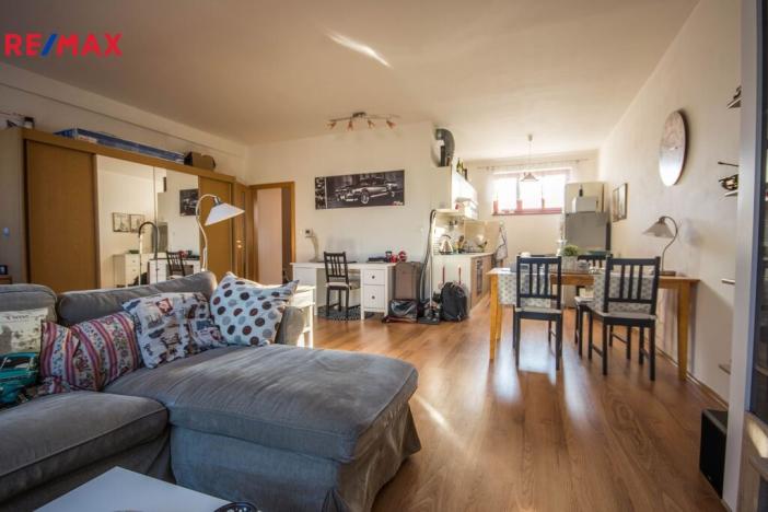 Pronájem bytu 1+kk, Hradec Králové - Nový Hradec Králové, Mrštíkova, 55 m2