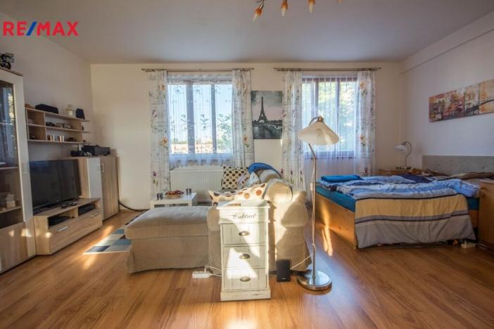 Pronájem bytu 1+kk, Hradec Králové - Nový Hradec Králové, Mrštíkova, 55 m2