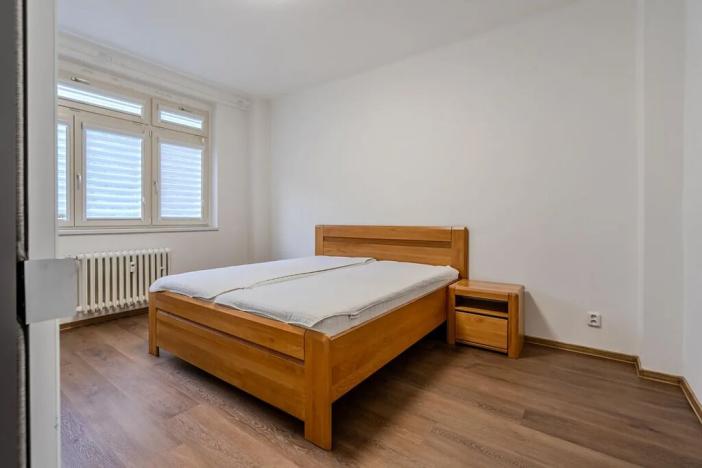 Pronájem bytu 2+1, Praha - Smíchov, Stroupežnického, 63 m2