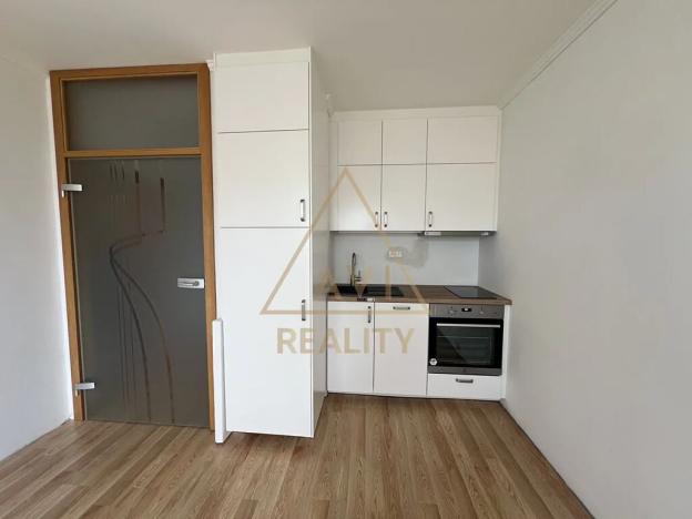 Pronájem bytu 2+kk, Praha - Modřany, Petržílova, 44 m2