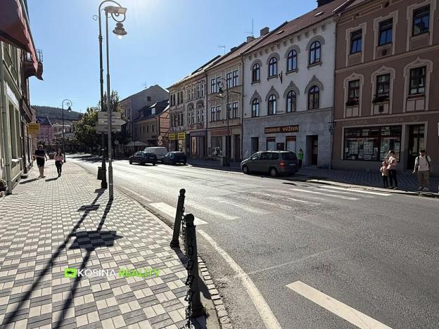 Pronájem obchodního prostoru, Nejdek, náměstí Karla IV., 120 m2