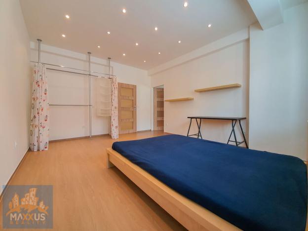 Pronájem bytu 2+kk, Praha - Žižkov, Viklefova, 45 m2