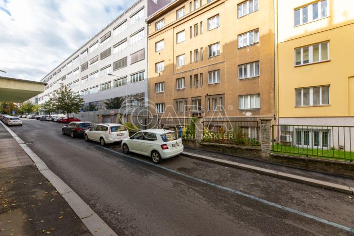 Pronájem bytu 3+1, Praha - Vinohrady, Soběslavská, 84 m2