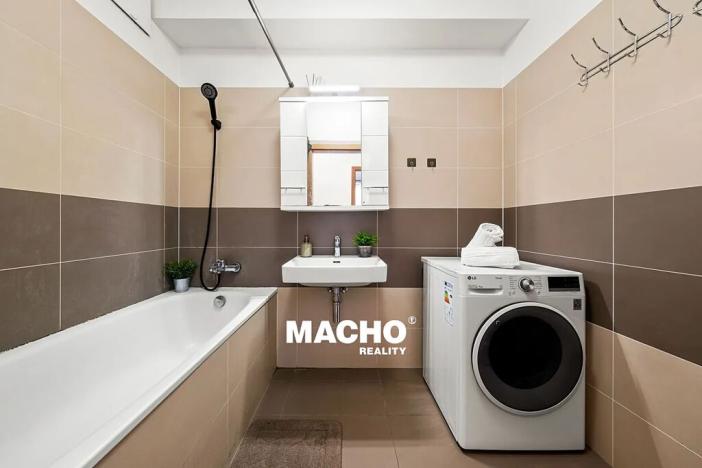 Prodej bytu 3+kk, Praha - Letňany, Křivoklátská, 98 m2