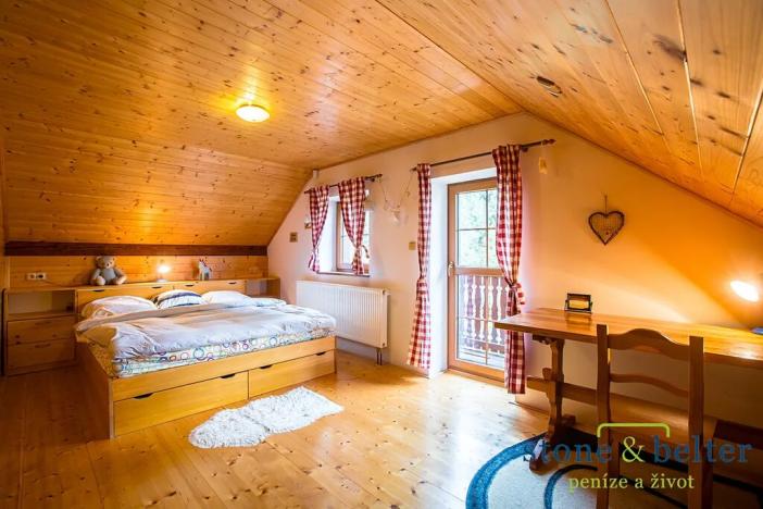 Prodej rodinného domu, Stožec, 211 m2
