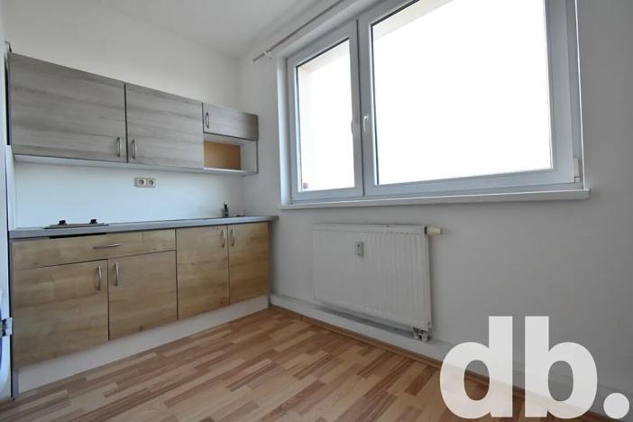 Prodej bytu 1+1, Karlovy Vary, Dubová, 32 m2