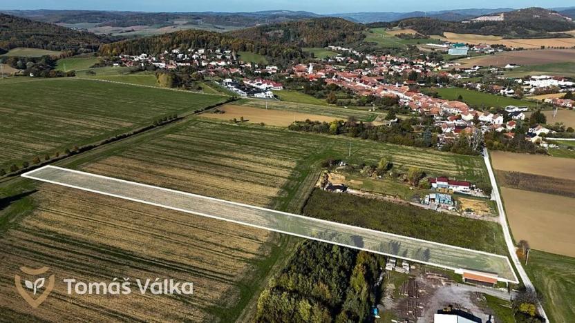 Prodej komerčního pozemku, Moravské Knínice, 6939 m2
