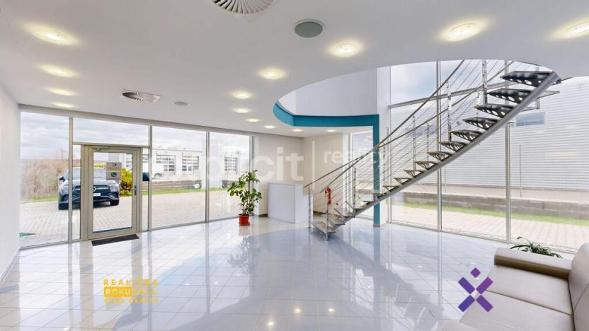 Pronájem kanceláře, Uherský Brod, U Korečnice, 48 m2