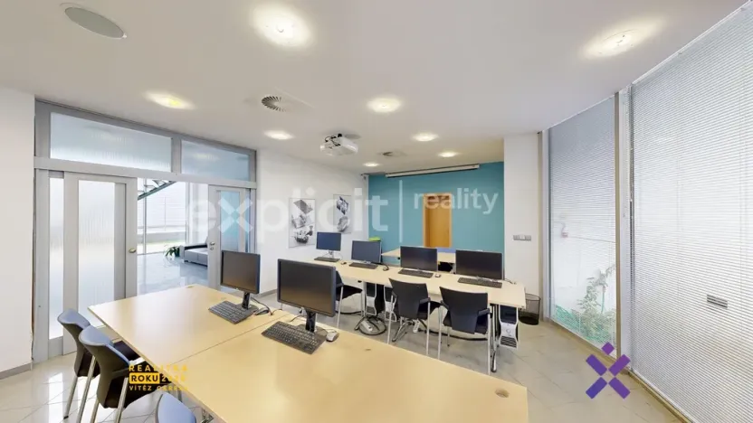 Pronájem kanceláře, Uherský Brod, U Korečnice, 48 m2