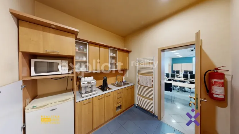 Pronájem kanceláře, Uherský Brod, U Korečnice, 48 m2