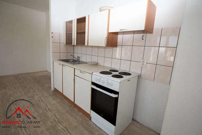 Pronájem bytu 1+kk, Třemešná, 40 m2