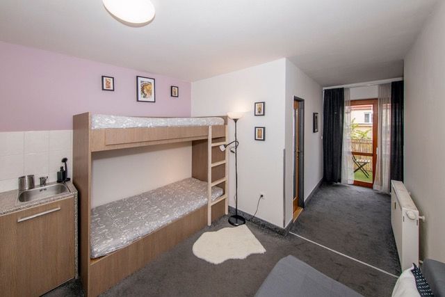 Pronájem bytu 2+kk, Praha - Smíchov, U Santošky, 50 m2