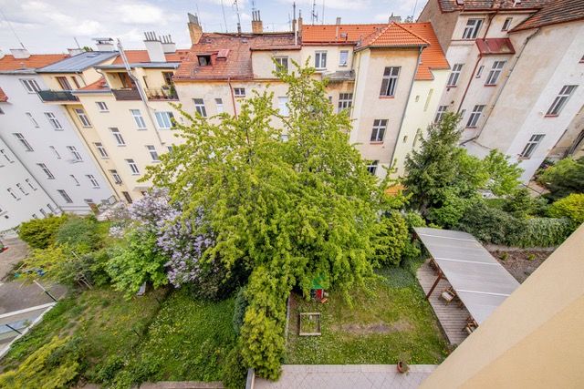 Pronájem bytu 2+kk, Praha - Smíchov, U Santošky, 50 m2