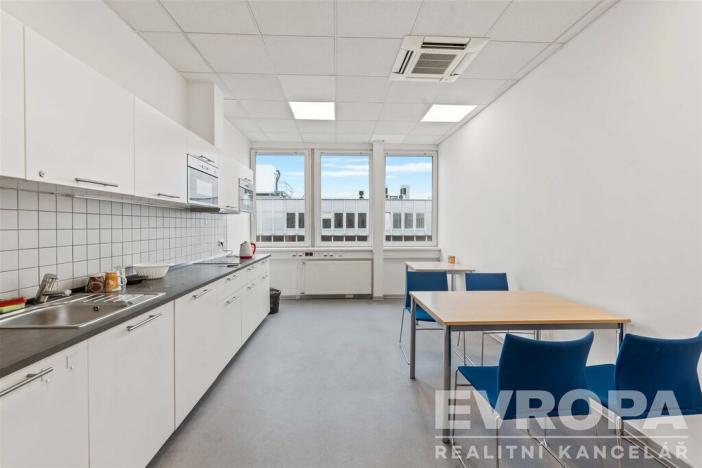 Pronájem kanceláře, Praha - Strašnice, V olšinách, 43 m2