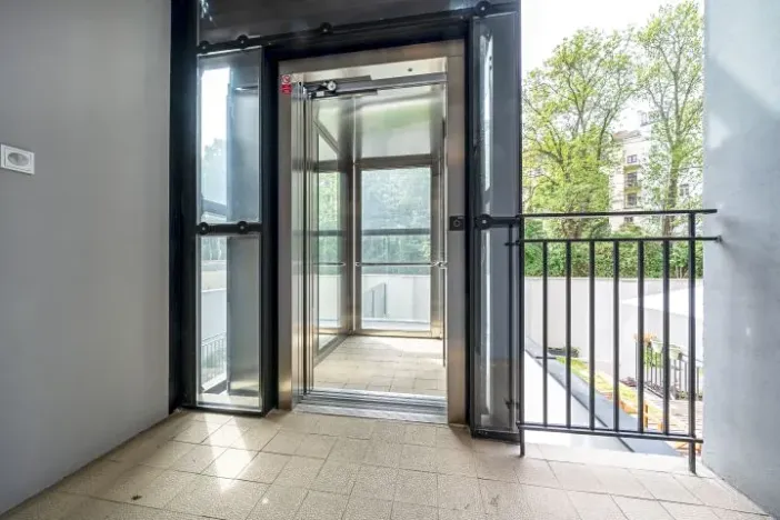 Pronájem bytu 2+kk, Praha - Nusle, Jaromírova, 58 m2