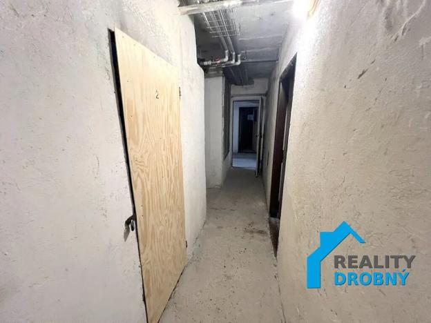 Prodej bytu 2+1, Děčín, Dobrovského, 56 m2