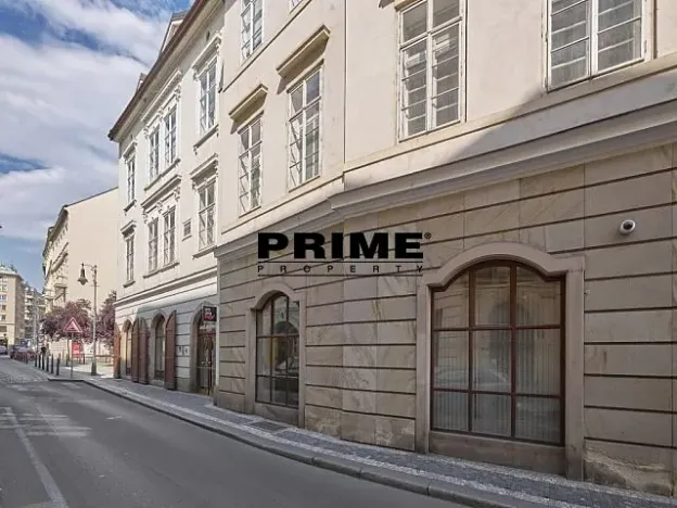 Pronájem kanceláře, Praha - Nové Město, Soukenická, 260 m2