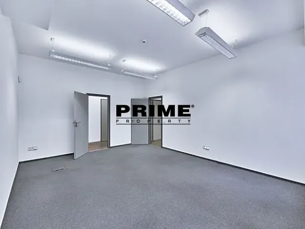 Pronájem kanceláře, Praha - Nové Město, Soukenická, 260 m2