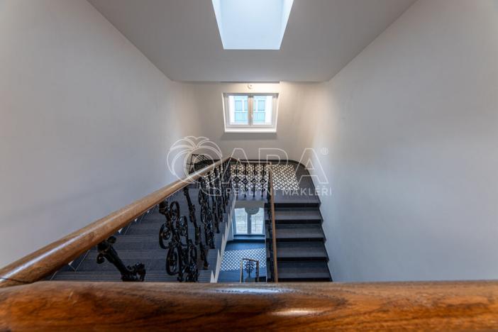 Pronájem bytu 2+kk, Praha - Karlín, Křižíkova, 49 m2