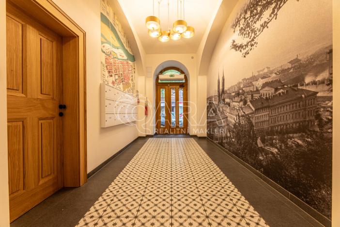 Pronájem bytu 2+kk, Praha - Karlín, Křižíkova, 49 m2