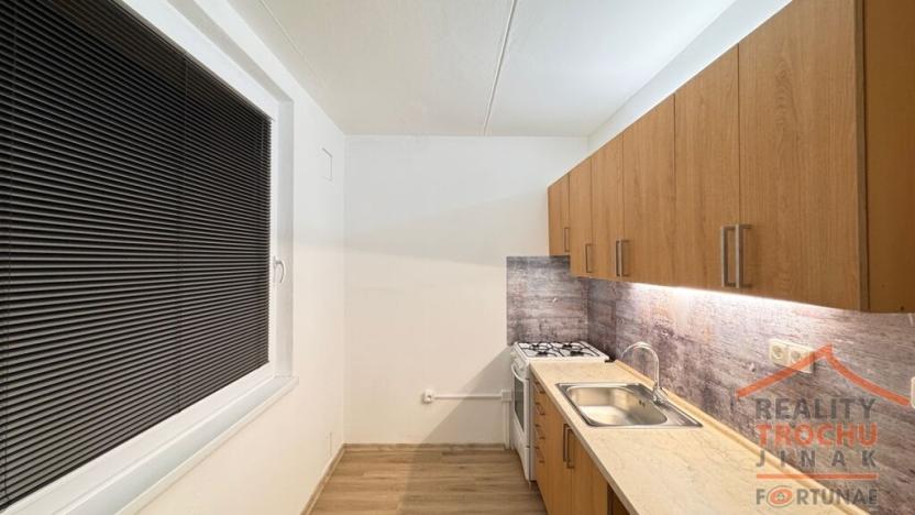 Pronájem bytu 1+1, Jičín, Na jihu, 35 m2