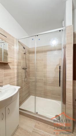 Pronájem bytu 1+1, Jičín, Na jihu, 35 m2