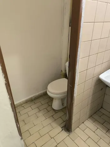 Pronájem obchodního prostoru, Ústí nad Labem, Seifertova, 87 m2