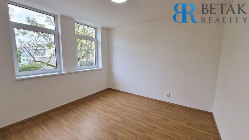 Pronájem bytu 2+kk, Přerov, Čechova, 59 m2