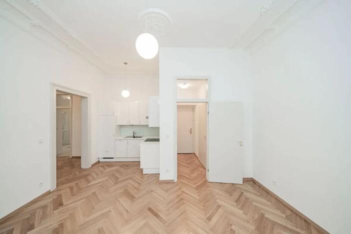 Pronájem bytu 2+kk, Praha - Vinohrady, Balbínova, 59 m2
