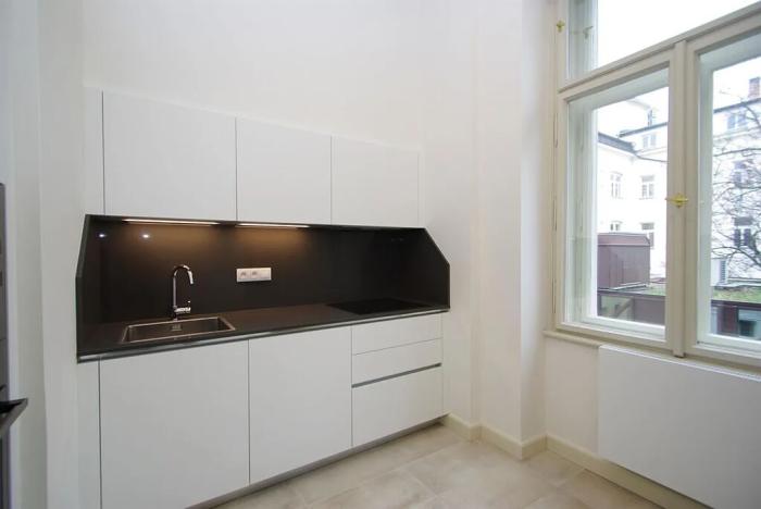 Pronájem bytu 2+1, Praha - Nové Město, Bolzanova, 92 m2